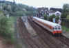 City-Bahn nach Kln vor der Rckfahrt am Hausbahnsteig des Bf. Marienheide, Blick von der Straenbrcke am nrdl. Ende in Richtung Sd-West (3.5.1987), (c) Klaus Strack